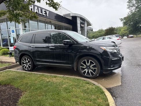 Used 2019 Honda Pilot Elite image 4