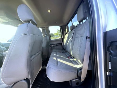 Used 2016 Ford F150 XLT w/ Equipment Group 302A Luxury AWD/4WD image 21
