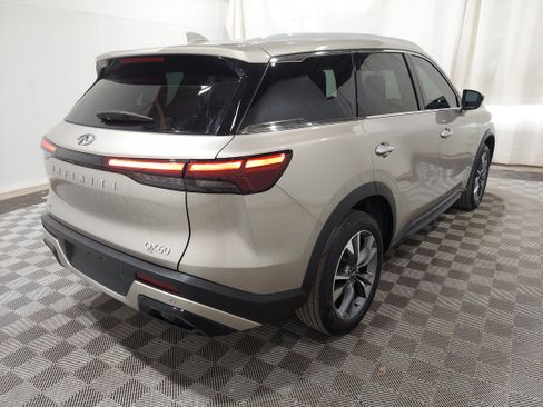 Used 2024 INFINITI QX60 Luxe AWD/4WD image 4