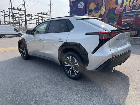 Certified 2023 Toyota bZ4X AWD w/ Weather Package image 3