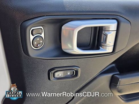 Used 2024 Jeep Wrangler Unlimited Sport w/ Convenience Group AWD/4WD image 26