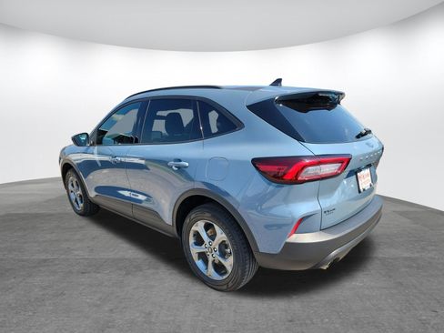 Used 2025 Ford Escape ST-Line Select AWD/4WD image 7