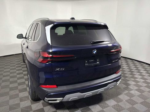 New 2026 BMW X5 xDrive40i w/ Climate Comfort Package image 3