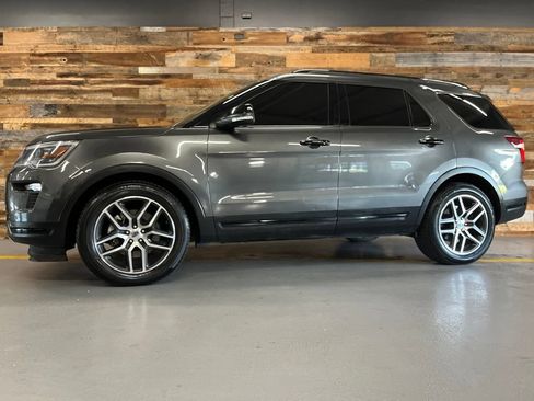 Used 2018 Ford Explorer Sport w/ Equipment Group 401A AWD/4WD image 52