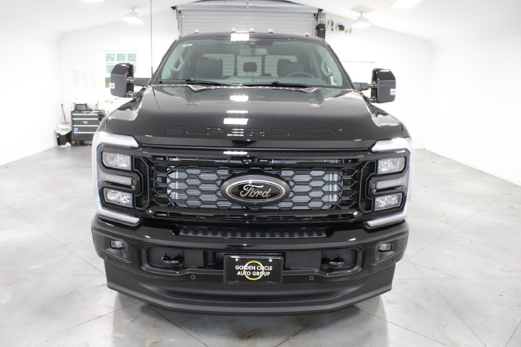 New 2026 Ford F350 Lariat w/ Black Appearance Package AWD/4WD image 2