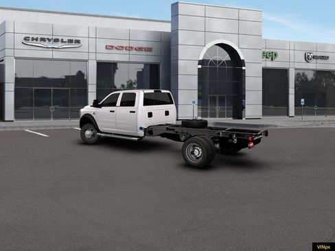 New 2026 RAM 5500 Tradesman AWD/4WD image 3
