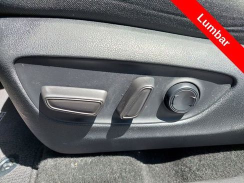 Certified 2025 Toyota RAV4 XLE AWD/4WD image 13
