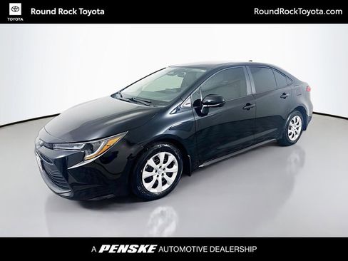 Certified 2025 Toyota Corolla LE FWD image 1