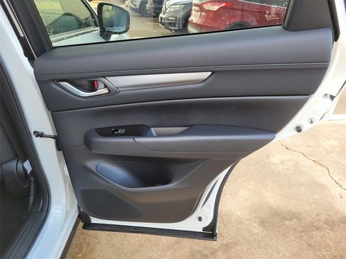 New 2025 MAZDA CX-5 AWD 2.5 S w/ Select Package image 7