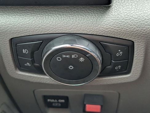 Used 2020 Ford F150 XL w/ Equipment Group 101A Mid RWD image 19