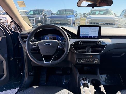 Used 2020 Ford Escape SE Sport image 12