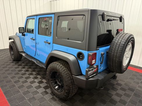 Used 2018 Jeep Wrangler Unlimited Sport S AWD/4WD image 6