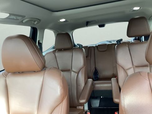 Used 2019 Subaru Ascent Touring image 10