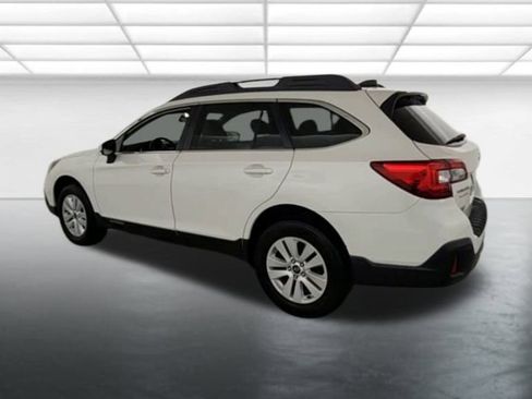 Used 2018 Subaru Outback 2.5i Premium image 7