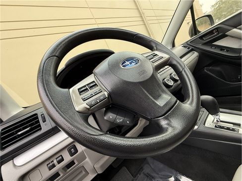 Used 2015 Subaru Forester 2.5i Premium image 18