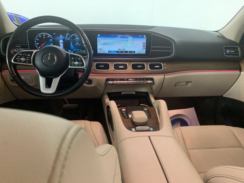 Used 2021 Mercedes-Benz GLS 450 4MATIC image 36