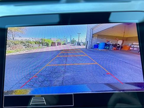 Used 2023 Chevrolet Malibu LT image 13