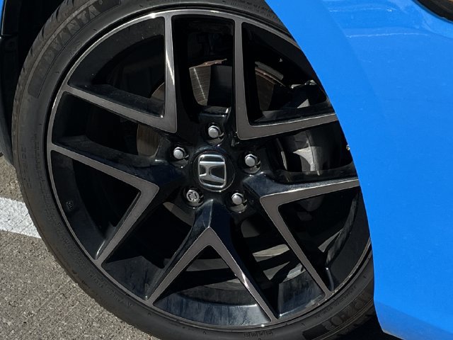Used 2024 Honda Civic Sport Touring image 9