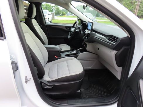 Used 2023 Ford Escape Active w/ Cold Weather Package FWD image 22