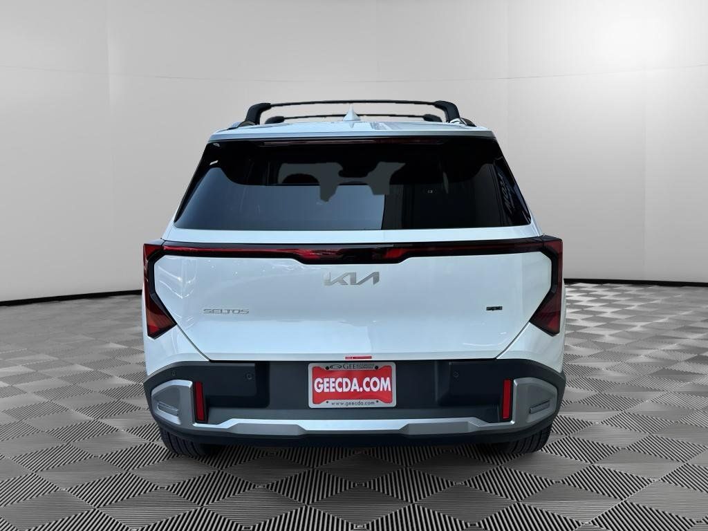 New 2027 Kia Seltos EX w/ EX Panoramic Sunroof Package AWD/4WD image 5