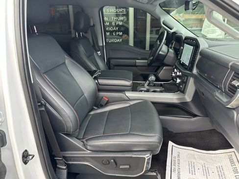 Used 2022 Ford F150 Lariat image 12