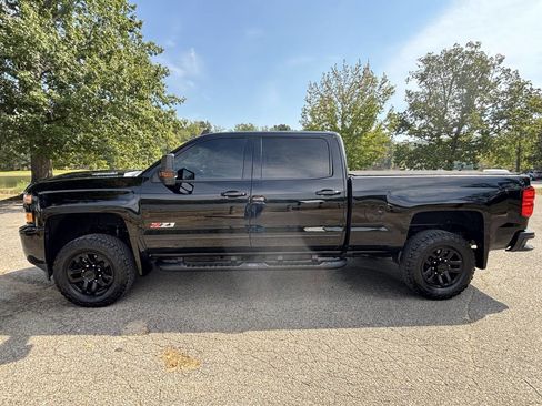 Used 2019 Chevrolet Silverado 2500 LTZ w/ Duramax Plus Package image 6