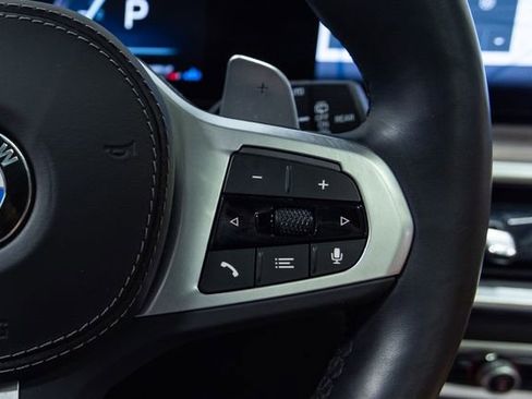 Certified 2024 BMW X7 xDrive40i w/ M Sport Package image 16