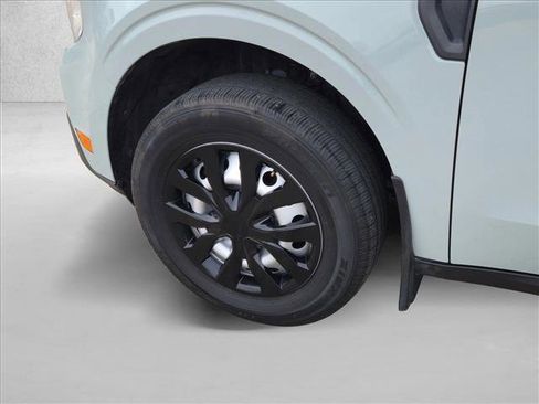 Used 2024 Ford Maverick XL image 22