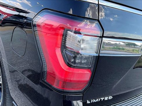 Used 2021 Ford Expedition Limited AWD/4WD image 29