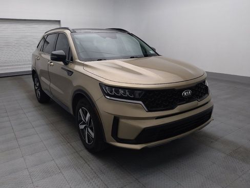 Used 2021 Kia Sorento S w/ Panoramic Sunroof Package FWD image 13