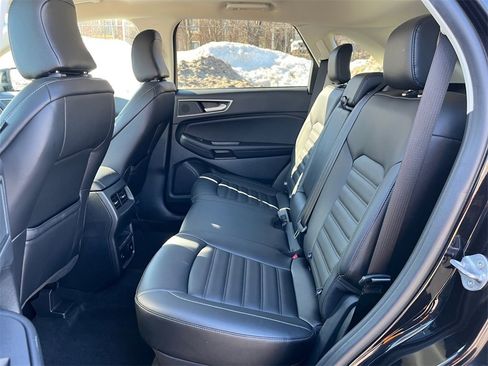 Used 2024 Ford Edge SEL w/ Convenience Package image 20
