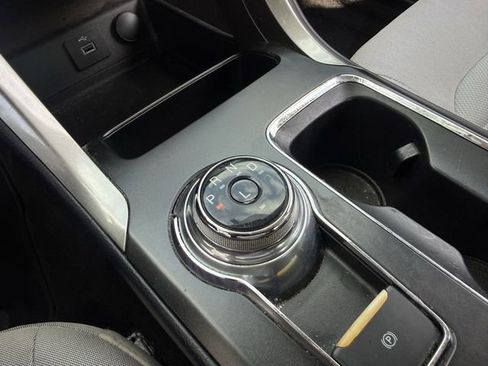 Used 2018 Ford Fusion S FWD image 19