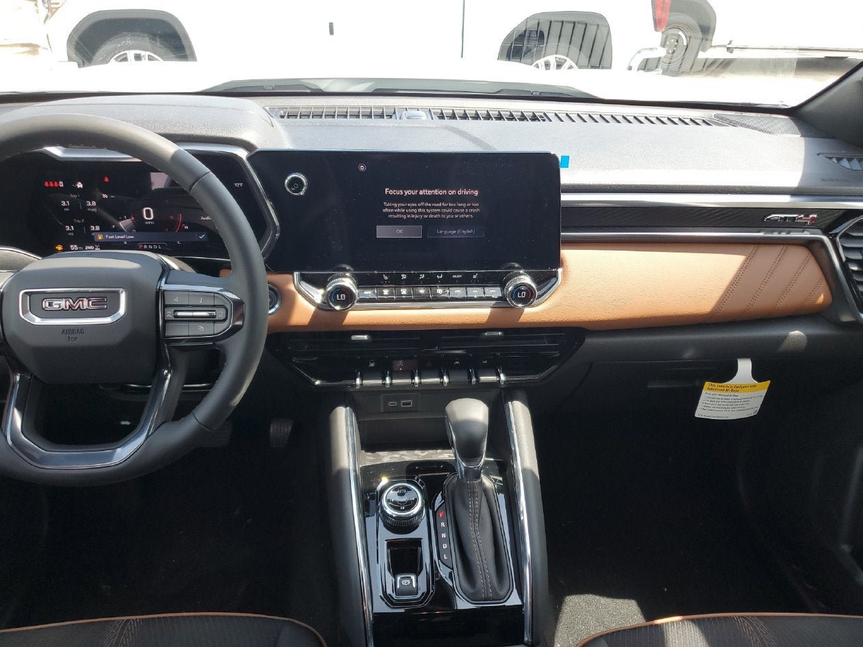 New 2026 GMC Canyon AT4 AWD/4WD image 14