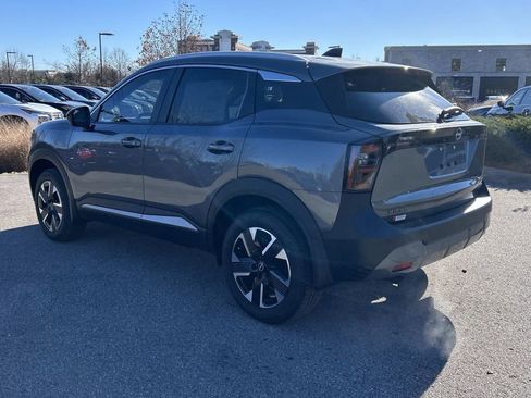 New 2026 Nissan Kicks SV w/ SV Premium Package AWD/4WD image 5