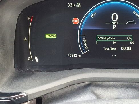 Certified 2025 Toyota Camry SE image 19