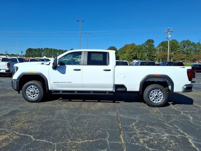 New 2025 GMC Sierra 2500 Pro w/ Convenience Package