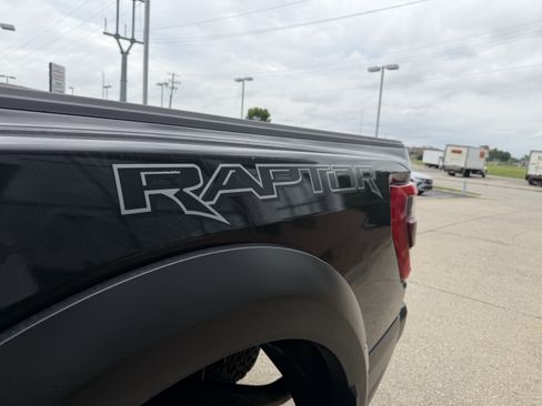 Used 2022 Ford F150 Raptor w/ Raptor 37 Performance Package AWD/4WD image 15