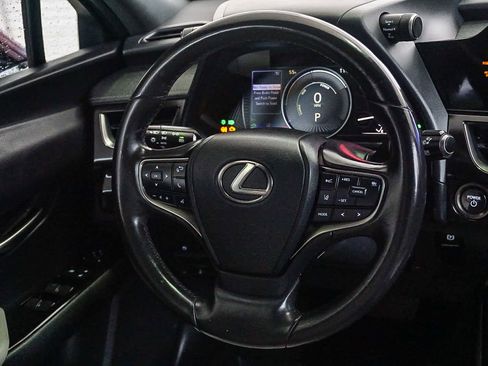 Used 2023 Lexus UX 250h image 13