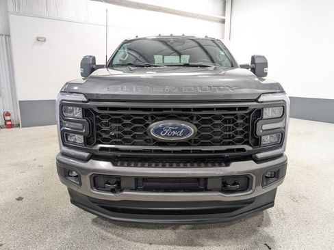 Used 2023 Ford F250 Lariat w/ Sport Appearance Package image 8