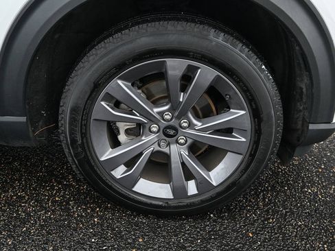 Certified 2023 Ford Explorer XLT w/ Equipment Group 202A image 15