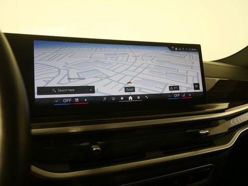 Used 2025 BMW X6 xDrive40i AWD/4WD image 22
