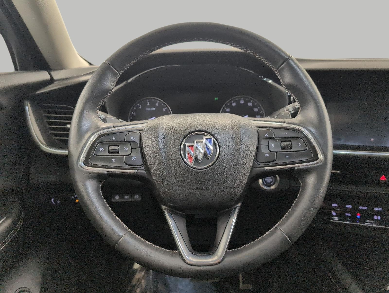 Used 2023 Buick Envision Essence w/ Technology Package I AWD/4WD image 5