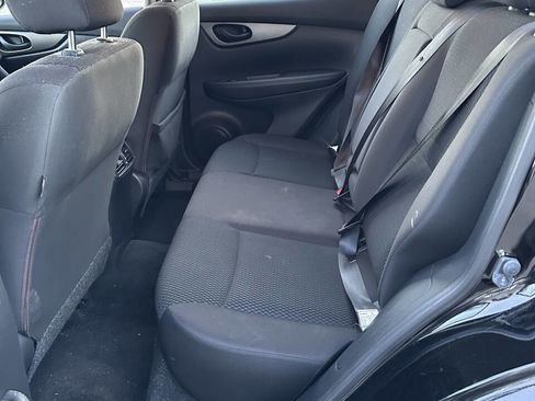 Used 2018 Nissan Rogue Sport S AWD/4WD image 14