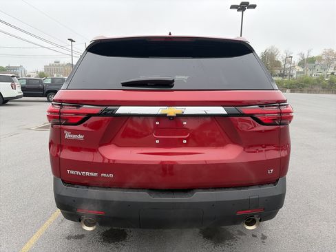 Used 2023 Chevrolet Traverse LT AWD/4WD image 6