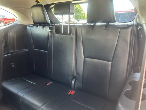 Certified 2025 Toyota Highlander XLE AWD/4WD image 31