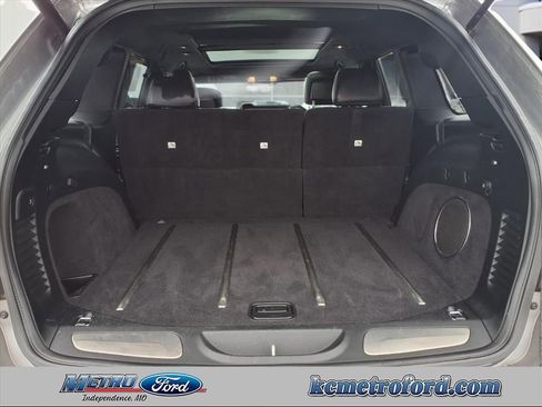 Used 2017 Jeep Grand Cherokee Limited w/ Luxury Group II image 34