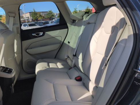 New 2026 Volvo XC60 B5 Ultra w/ Protection Package Premier image 25