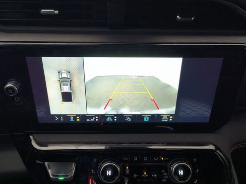 Used 2023 GMC Sierra 1500 AT4 w/ Technology Package image 25