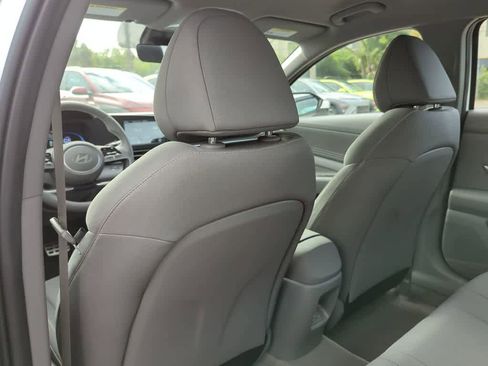 New 2026 Hyundai Elantra Sport FWD image 19