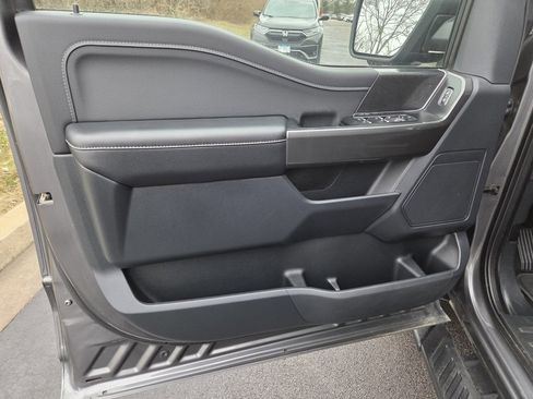 Used 2022 Ford F150 XLT w/ Equipment Group 302A High image 10